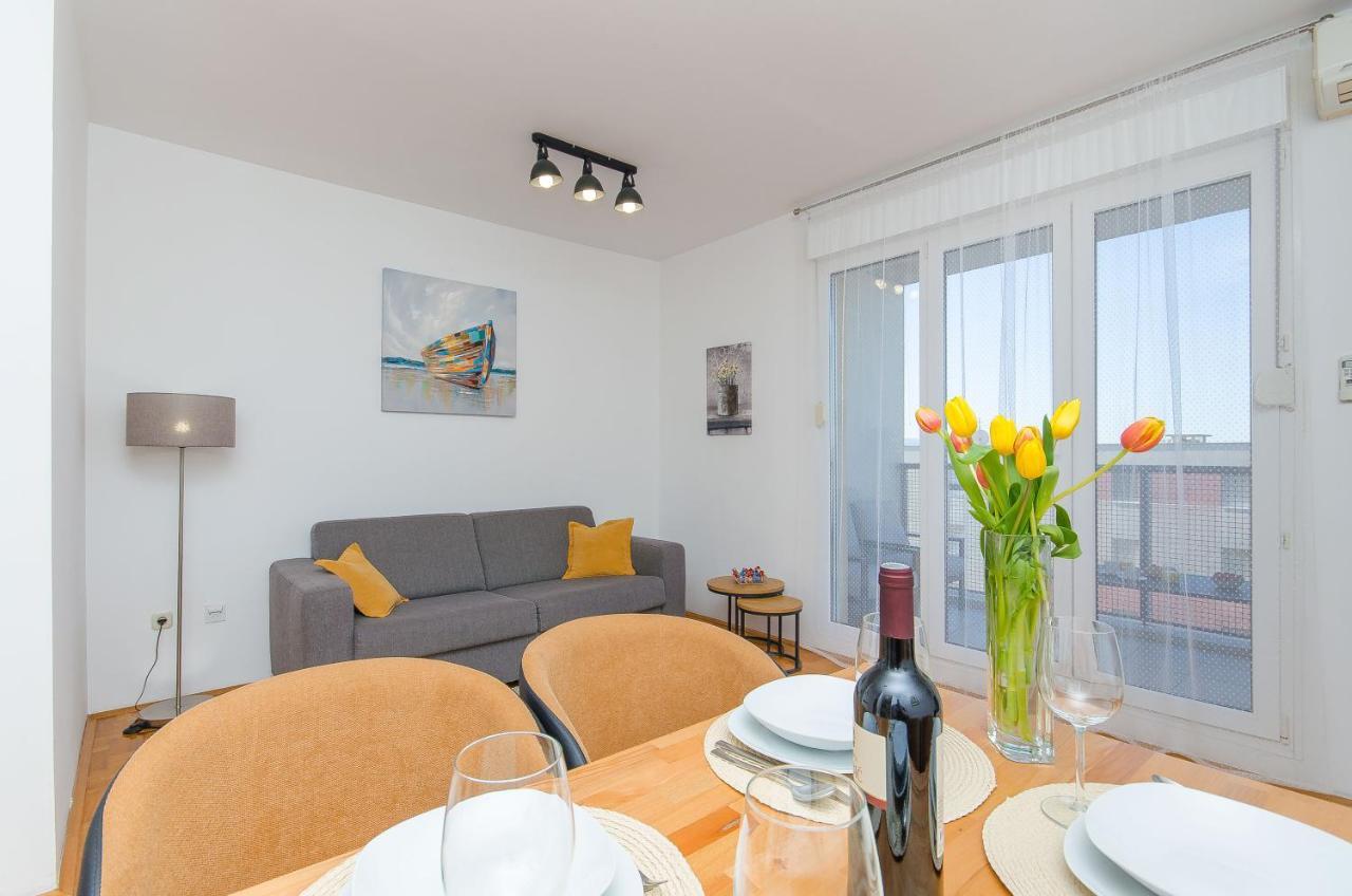 Spacious Apartment Smile With Terrace And Secure Garage Split Exterior foto