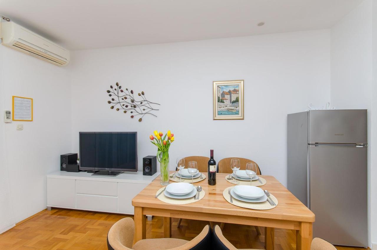 Spacious Apartment Smile With Terrace And Secure Garage Split Exterior foto