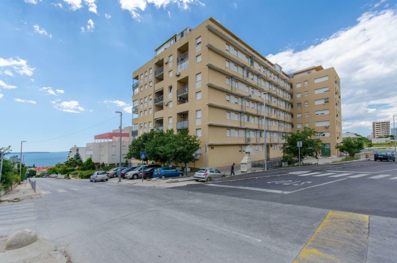 Spacious Apartment Smile With Terrace And Secure Garage Split Exterior foto