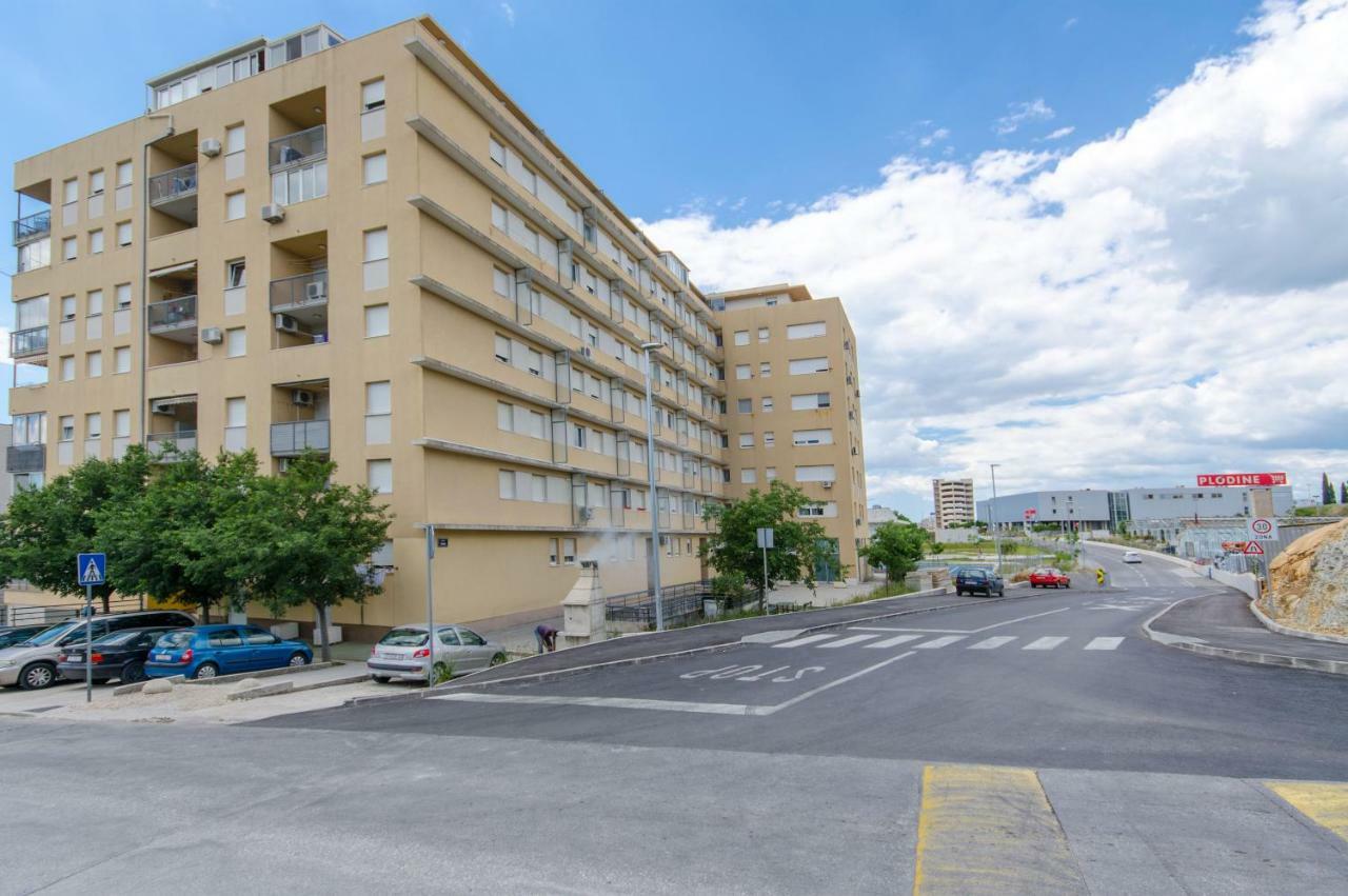 Spacious Apartment Smile With Terrace And Secure Garage Split Exterior foto